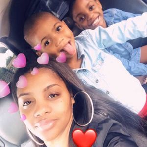 Meet your Posher, Dawanna